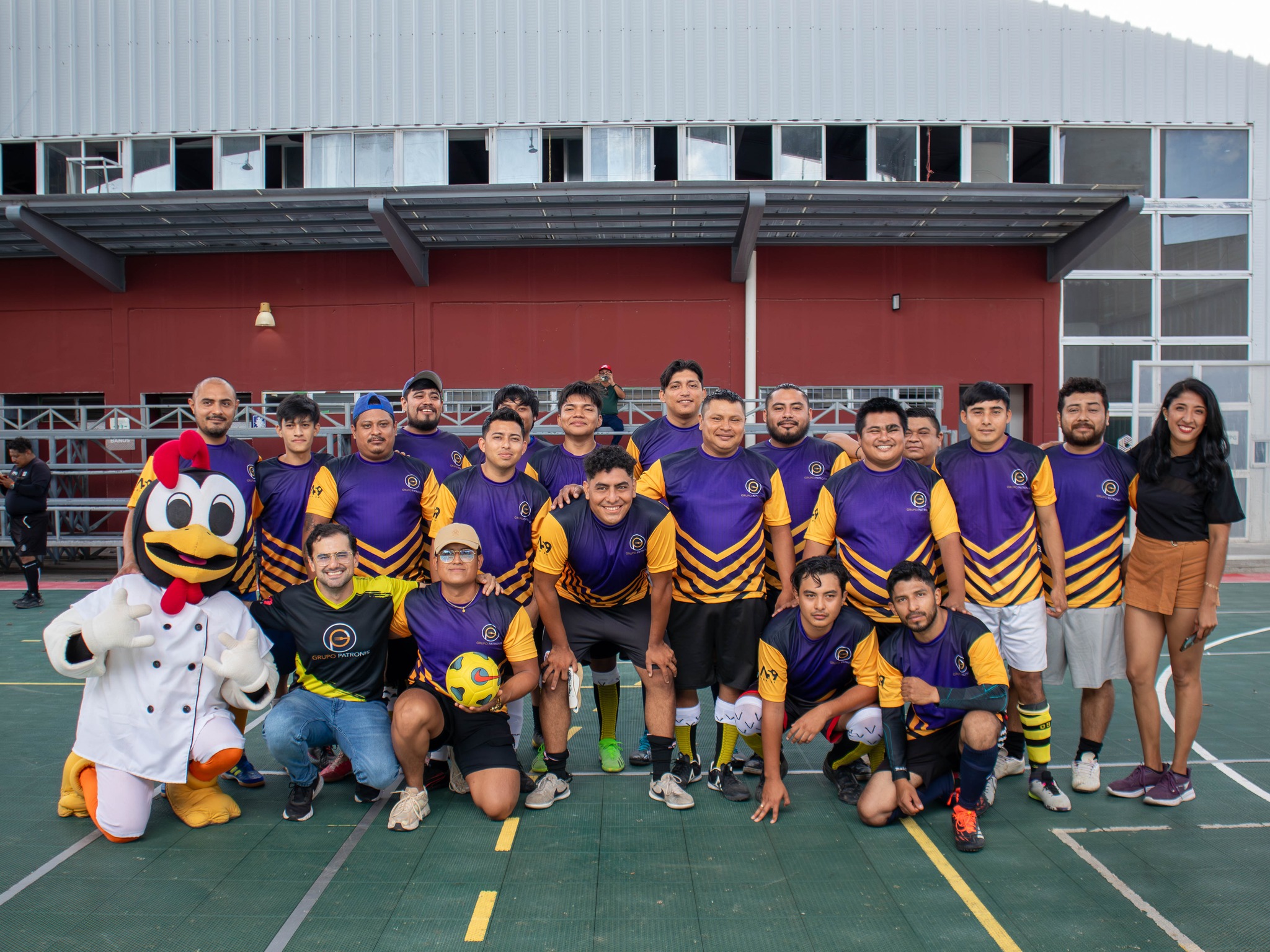 Llevamos a cabo una divertida convivencia deportiva